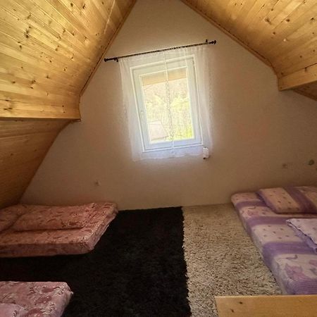 Bed And Breakfast Umoljani Room photo
